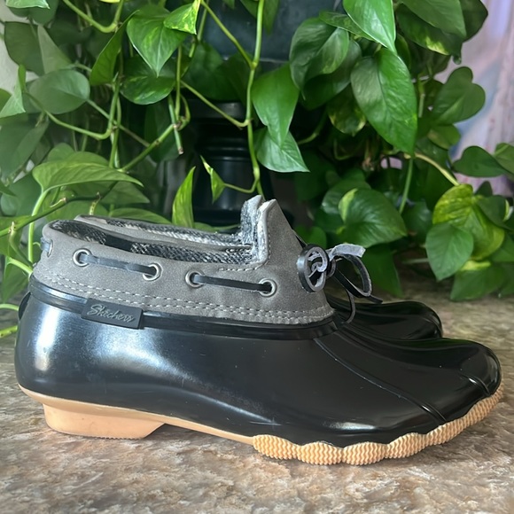 Pond-Posy One Women’s Faux Suede Water Resistant Winter & Snow Boots Skechers 6 - Picture 5 of 9